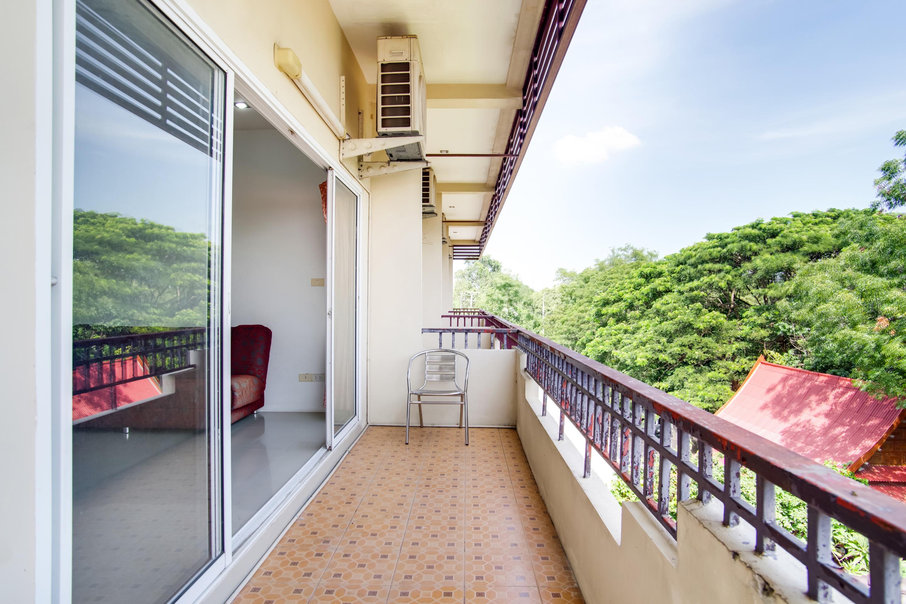 Oyo 384 Ban Sabaidee Hotel Ayutthaya Eksteriør billede