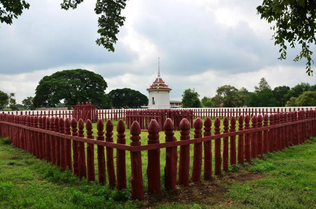 Oyo 384 Ban Sabaidee Hotel Ayutthaya Eksteriør billede