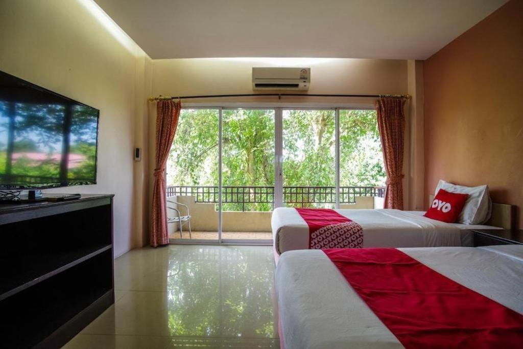 Oyo 384 Ban Sabaidee Hotel Ayutthaya Eksteriør billede