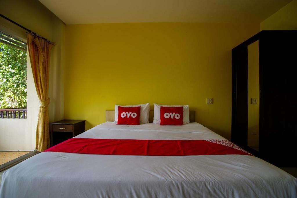 Oyo 384 Ban Sabaidee Hotel Ayutthaya Eksteriør billede